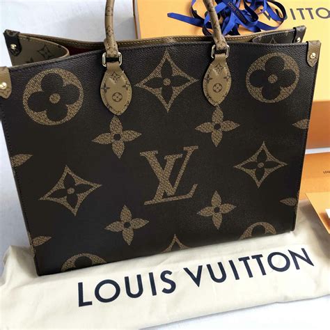 louis vuitton bolso grande|louis vuitton tote bag monogram.